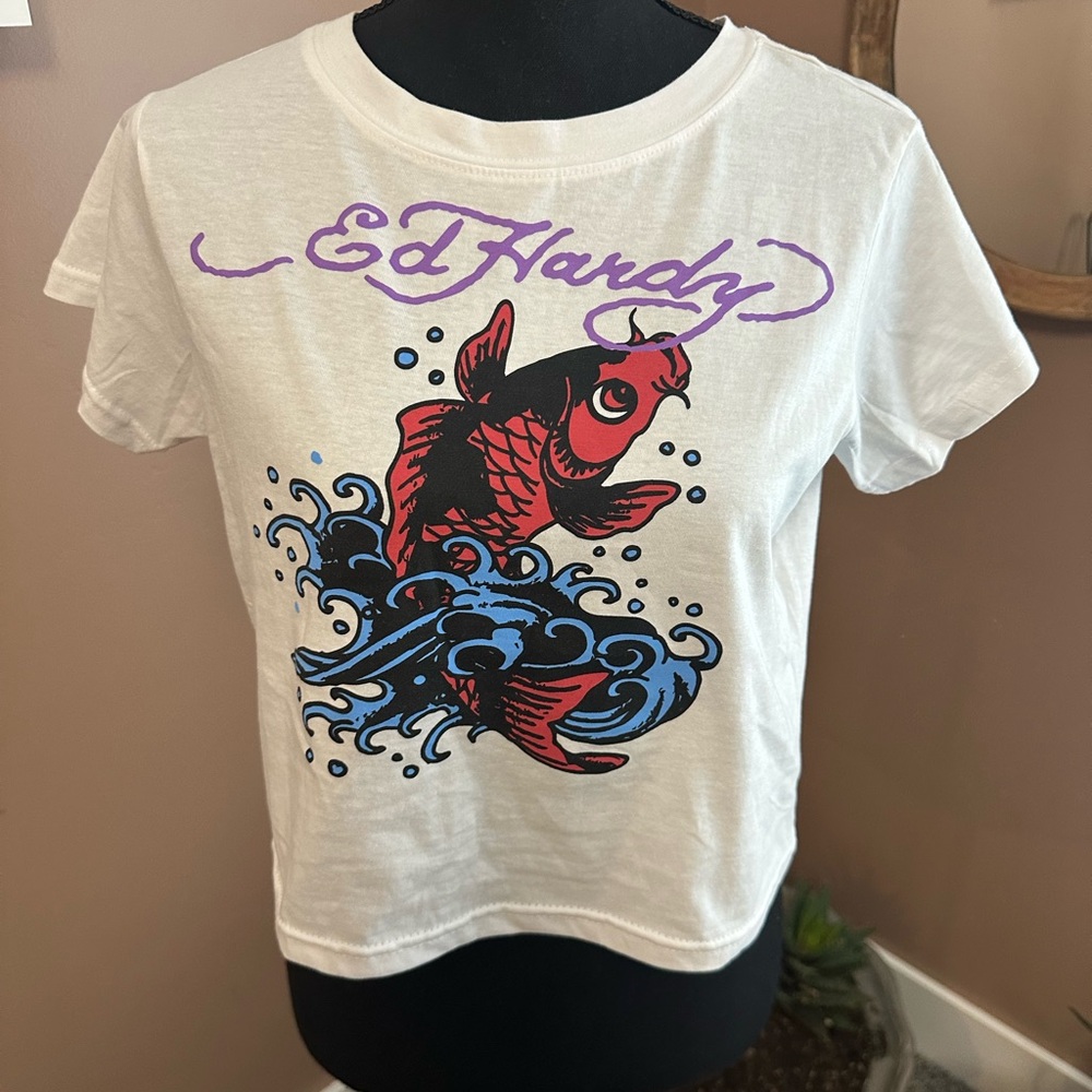 Ed Hardy Tee with Red Fish and Blue Waves.